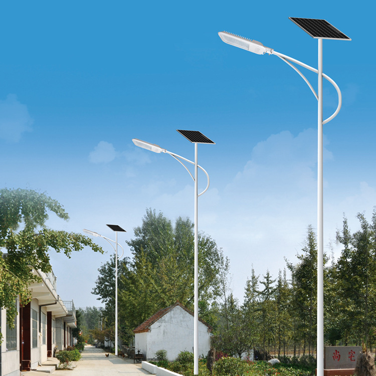 新农村太阳能路灯