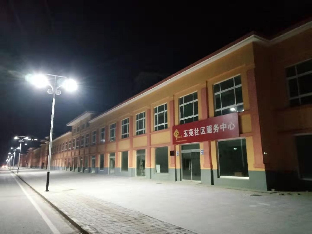 6米新农村太阳能路灯安装后的效果怎么样